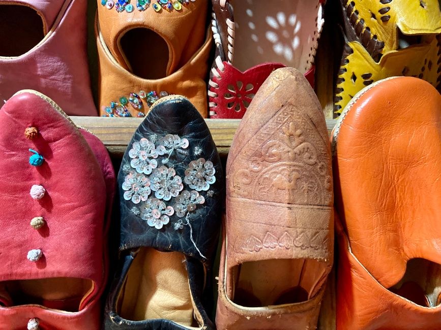Slipper Design Trends 2026: What Importers Need to Know