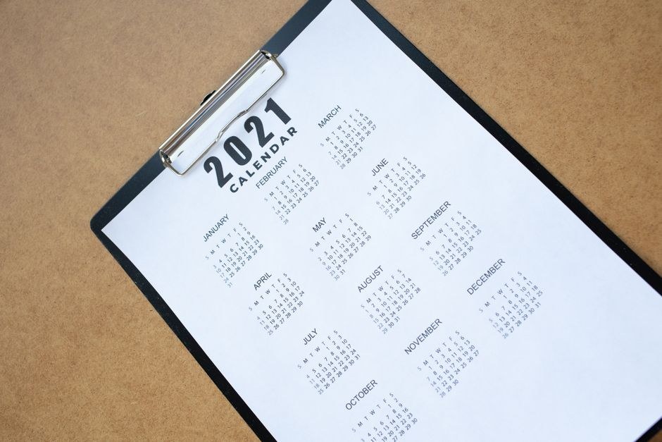 Slipper Sourcing Calendar: A Month-by-Month Planning Guide