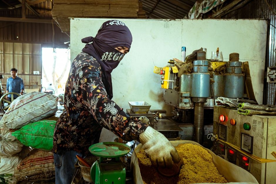 Inside Custom House Slippers Manufacturing: A Buyer's Factory Tour