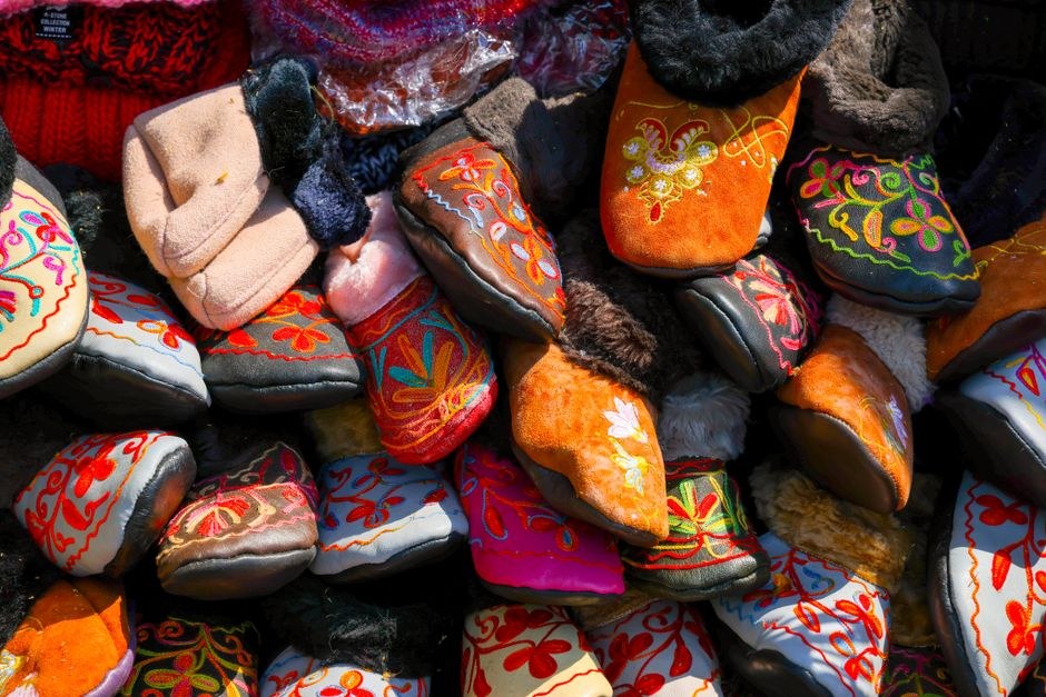 The Future of House Slippers: 2026 Trends and Innovations for Buyers