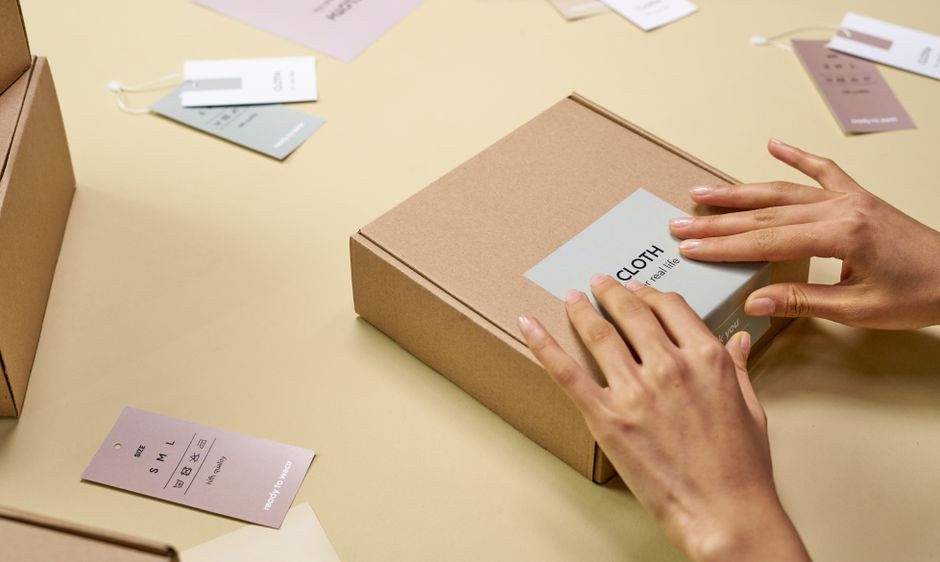 Slipper Packaging Design: Cost, Protection and Brand Appeal