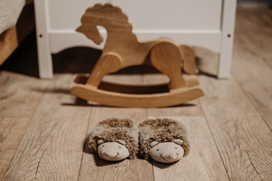Slipper Sole Materials: EVA vs Rubber and TPU Compared